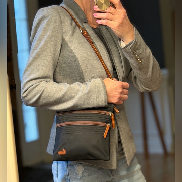 Dooney & Bourke Handbags - Dooney & Bourke Nylon North South Triple Zip Crossbody (EUC)